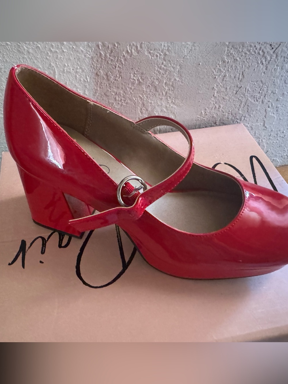 Red Patent Block Heel VANIECIAA by WILD PAIR. Mary Janes design. Size 6.